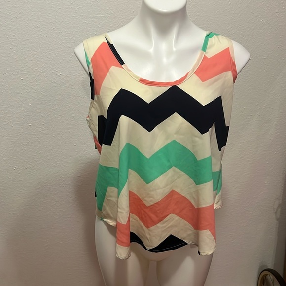 Rue 21 Bow Crop Top Sz L - Picture 1 of 4